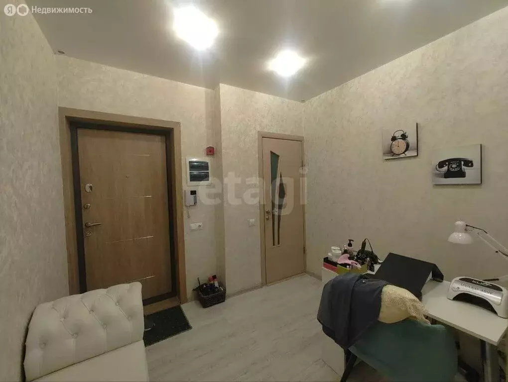 Квартира-студия: Саратов, улица имени Е.И. Пугачёва, 51Б (40.5 м) - Фото 2