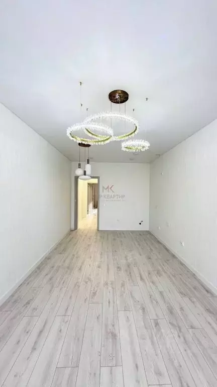 2-к кв. Хакасия, Абакан ул. Генерала Тихонова, 8 (55.0 м) - Фото 1