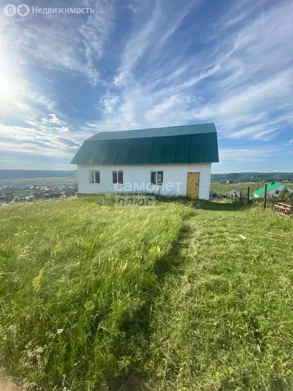 Дом в Октябрьский, Радужная улица (124.8 м) - Фото 1