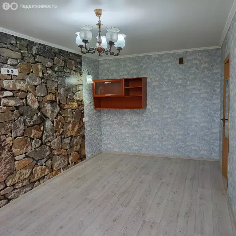 1к в 4-комнатной квартире (17 м) - Фото 1