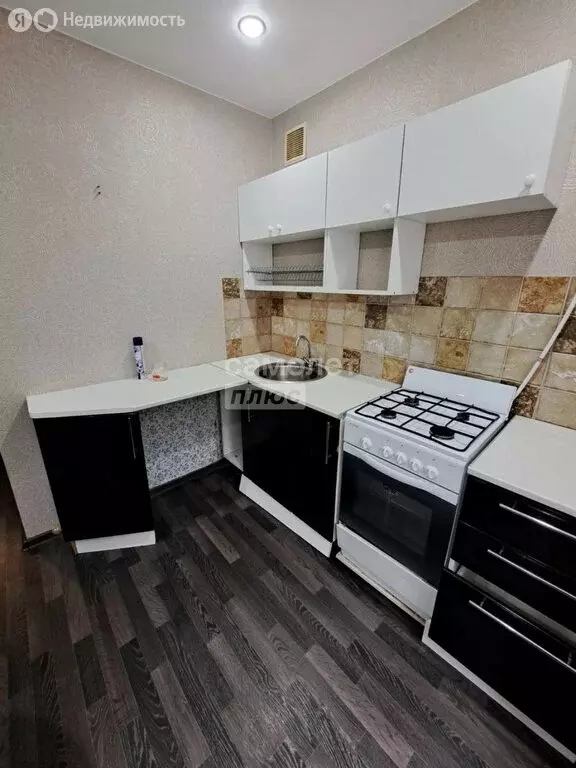1-комнатная квартира: Омск, улица Конева, 32/2 (37.9 м) - Фото 1