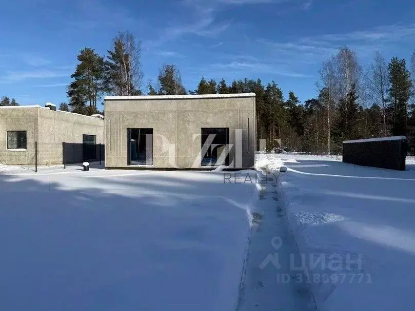 Дом в Ленинградская область, Выборгский район, Первомайское с/пос, ... - Фото 1