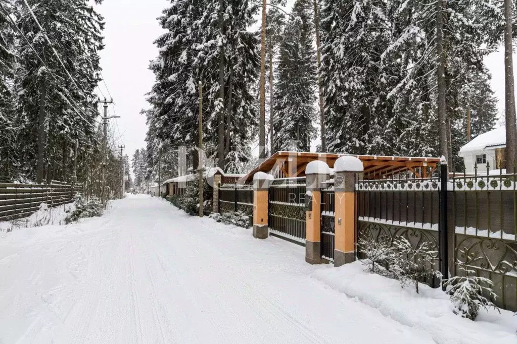 Дом в Ленинградская область, Всеволожск просп. Герцена (438 м) - Фото 1