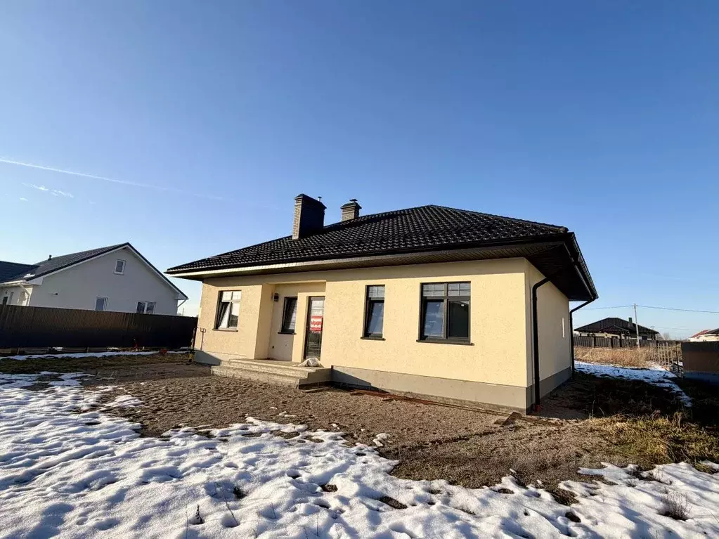 Дом в Калининградская область, Гурьевский муниципальный округ, пос. ... - Фото 1