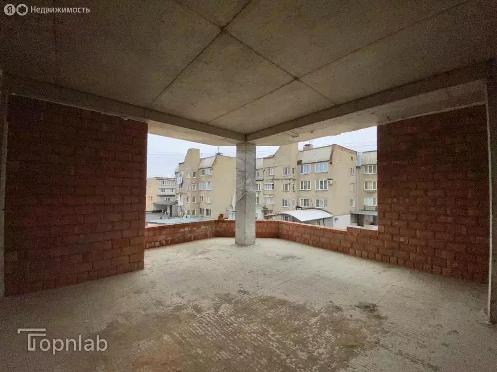 2-комнатная квартира: Нальчик, улица Тарчокова, 52 (79.49 м) - Фото 1