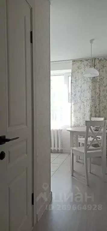 1-к кв. Псковская область, Пушкинские Горы рп ул. Ленина, 38 (30.0 м) - Фото 2