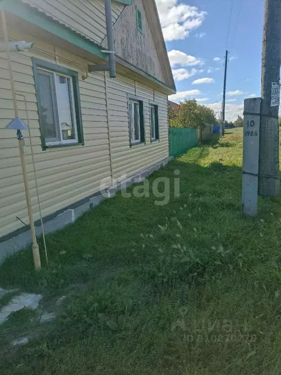 Дом в Омская область, Азовский Немецкий Национальный район, д. Круч ... - Фото 0