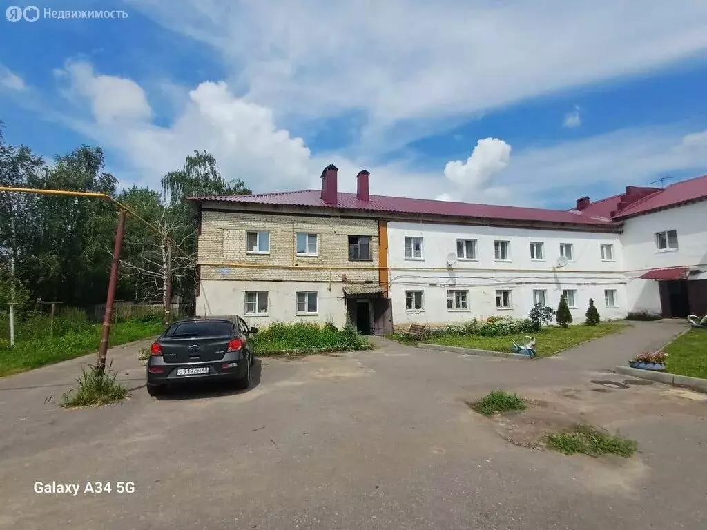 3-комнатная квартира: посёлок совхоза Селезнёвский, 2-я Школьная ... - Фото 2