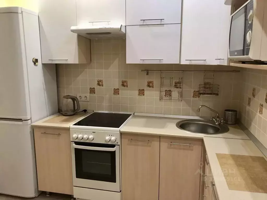 1-к кв. Татарстан, Казань ул. Чингиза Айтматова, 11 (39.0 м) - Фото 1