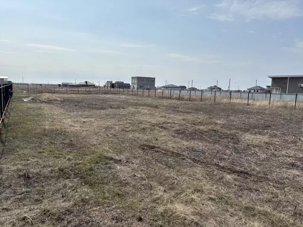 Участок в Саратовская область, Балаковский район, с. Натальино просп. ... - Фото 2