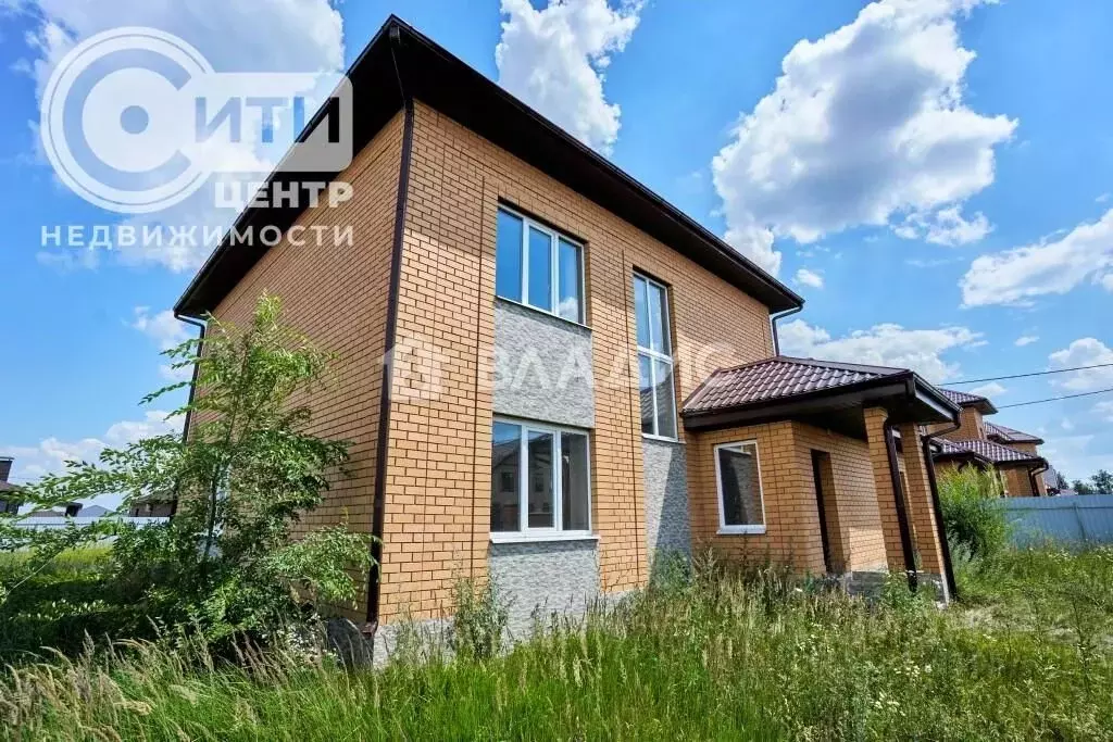 Дом в Воронежская область, с. Новая Усмань ул. Кулибина, 59 (217 м) - Фото 1