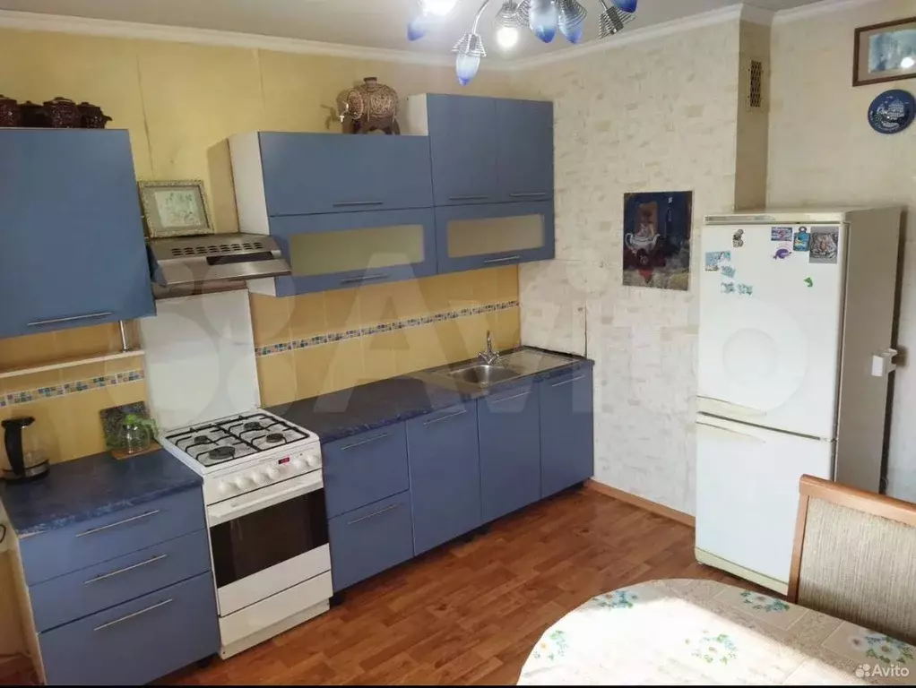 3-к. квартира, 70 м, 10/10 эт. - Фото 1