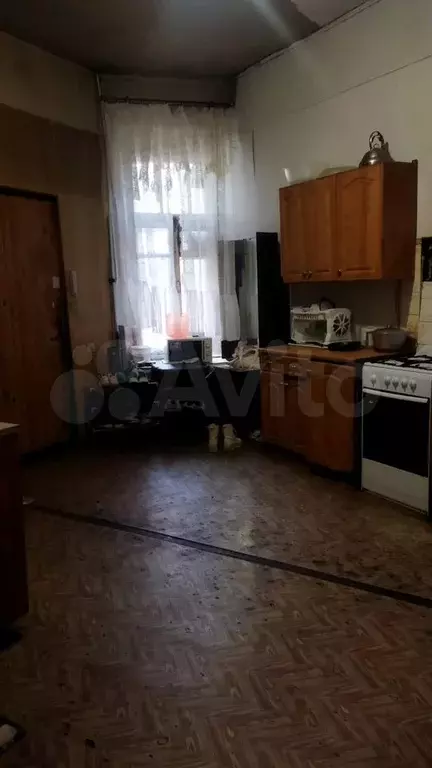 Комната 25 м в 4-к., 2/6 эт. - Фото 1