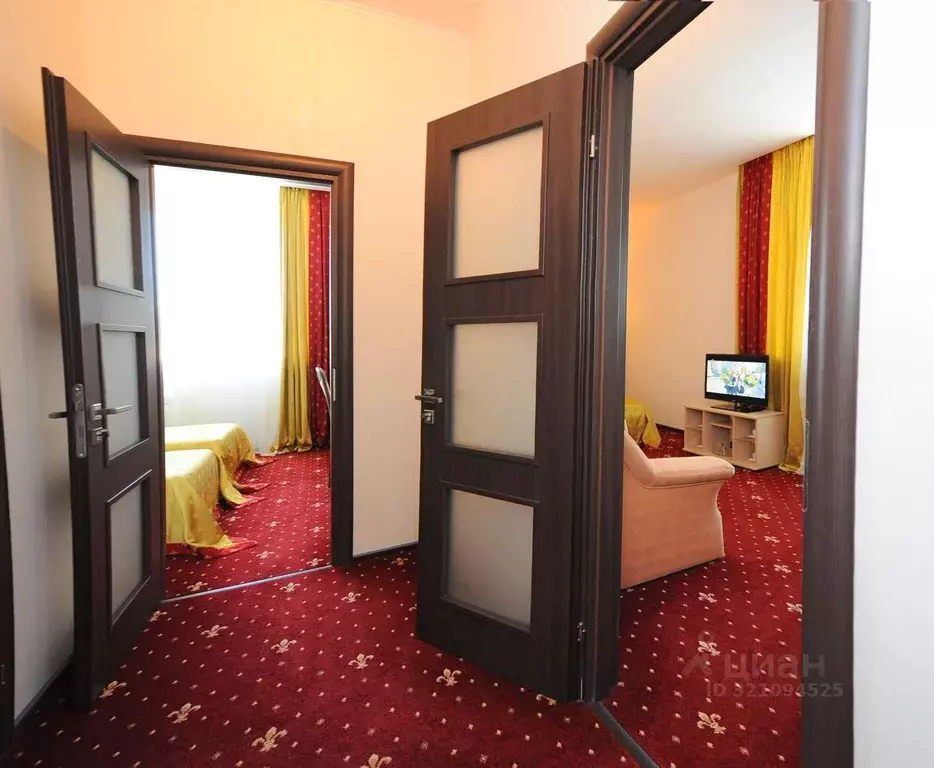 Комната Севастополь ул. Ефремова, 38 (25.0 м) - Фото 1