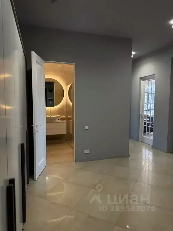 2-к кв. Дагестан, Каспийск просп. Акулиничева, 4 (120.0 м) - Фото 0
