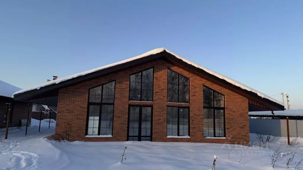 Дом в Московская область, Можайский муниципальный округ, д. Захарьино  ... - Фото 1