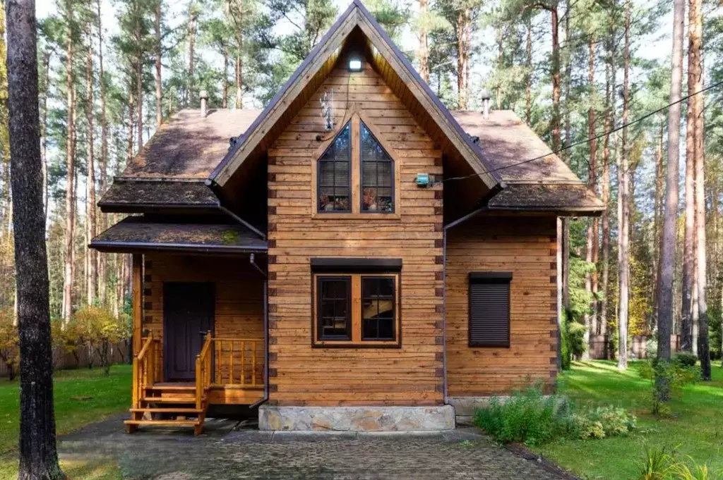 Коттедж в Ленинградская область, Гатчинский район, Вырица городской ... - Фото 0