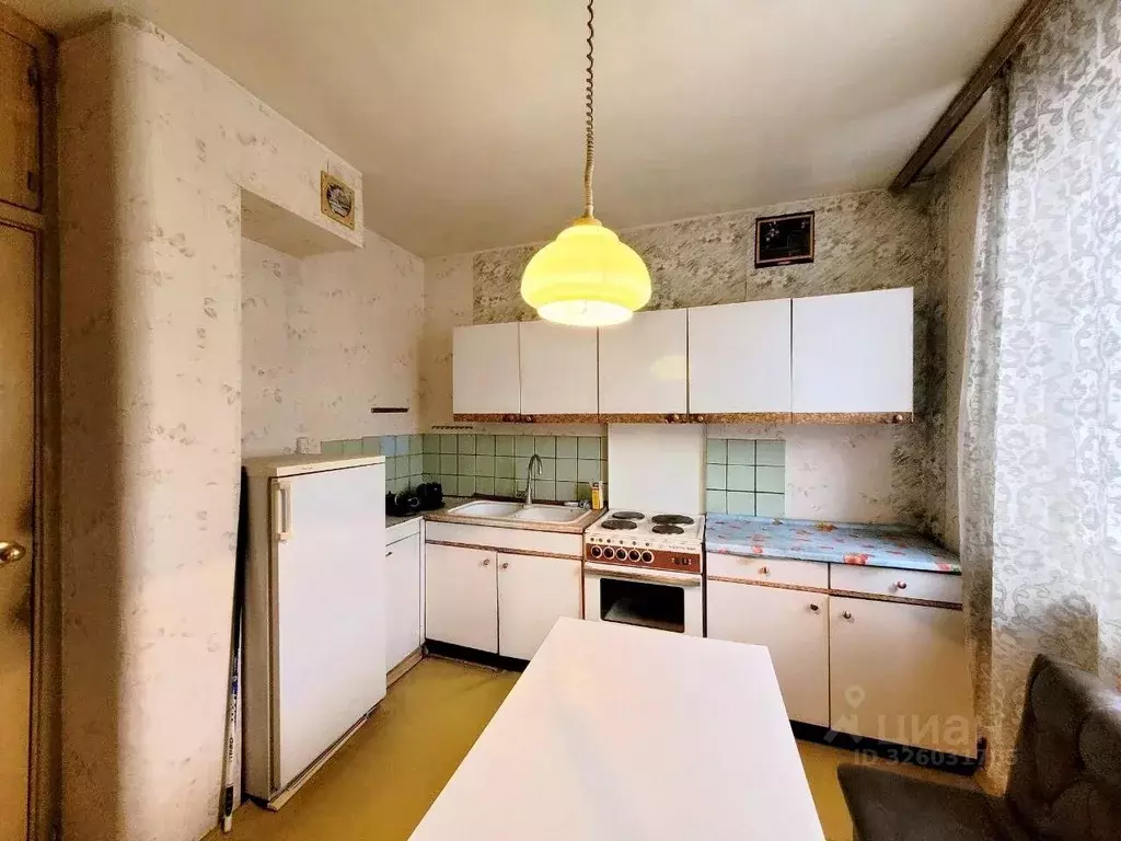 3-к кв. Москва ул. Раменки, 12 (75.0 м) - Фото 2