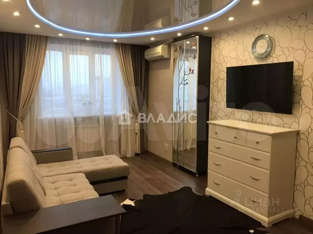 3-к кв. Белгородская область, Белгород ул. Щорса, 36а (73.1 м) - Фото 1