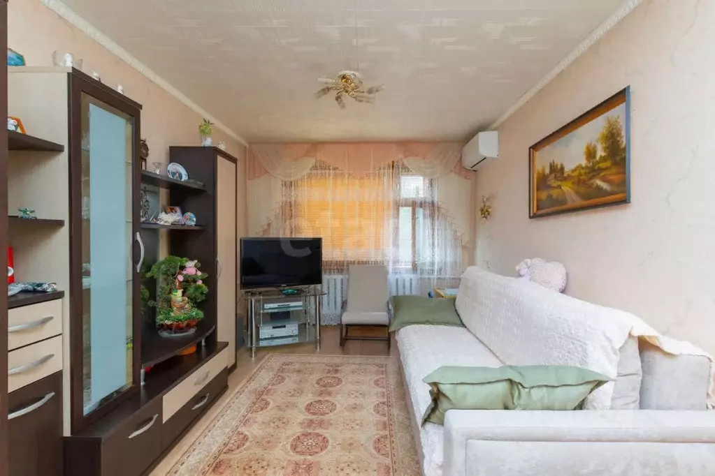 3-к кв. Тюменская область, Тюмень Камчатская ул., 50 (65.0 м) - Фото 1