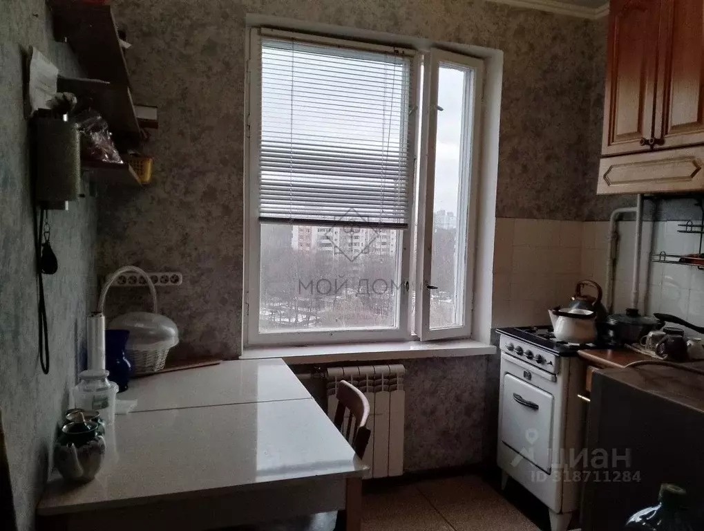 3-к кв. Москва ул. Свободы, 93К1 (58.1 м) - Фото 0