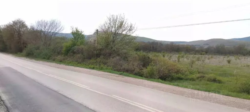Участок в Севастополь с. Орлиное, ул. Благодатная (330.0 сот.) - Фото 0