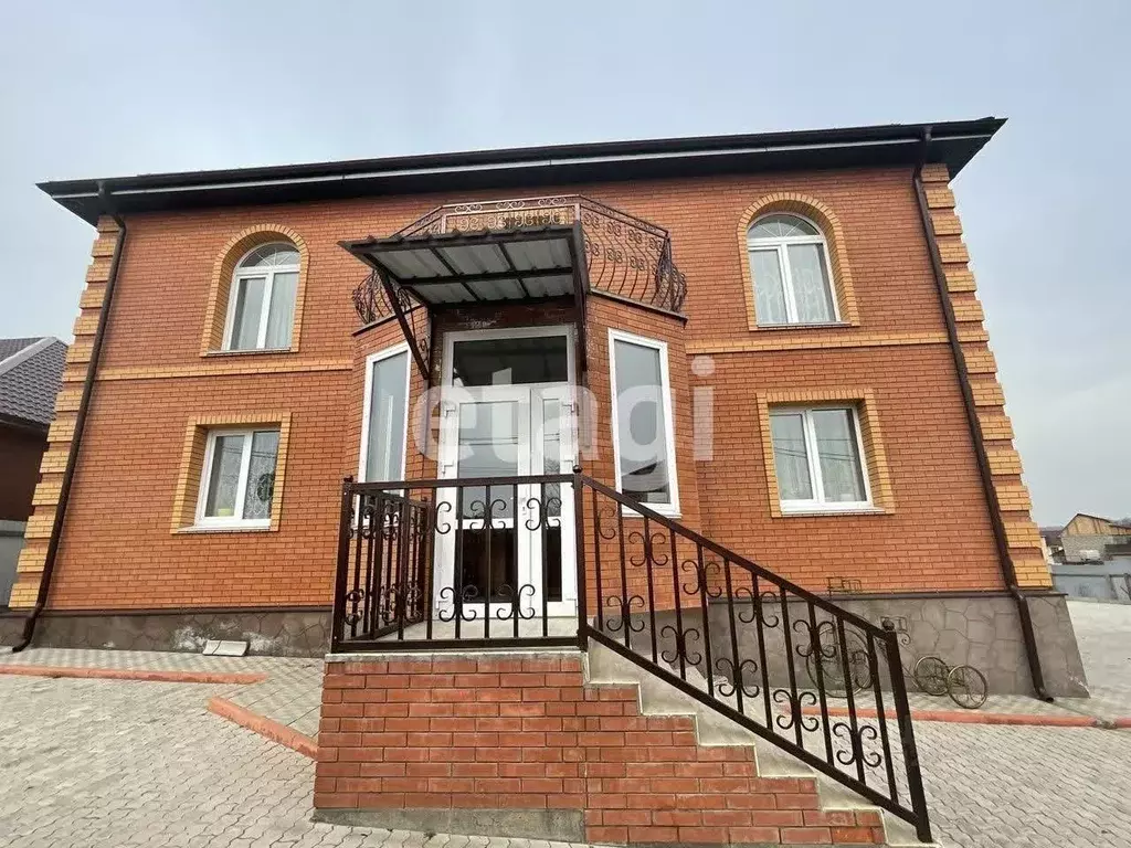 Дом в Красноярский край, Красноярск городской округ, пос. Элита ул. ... - Фото 1