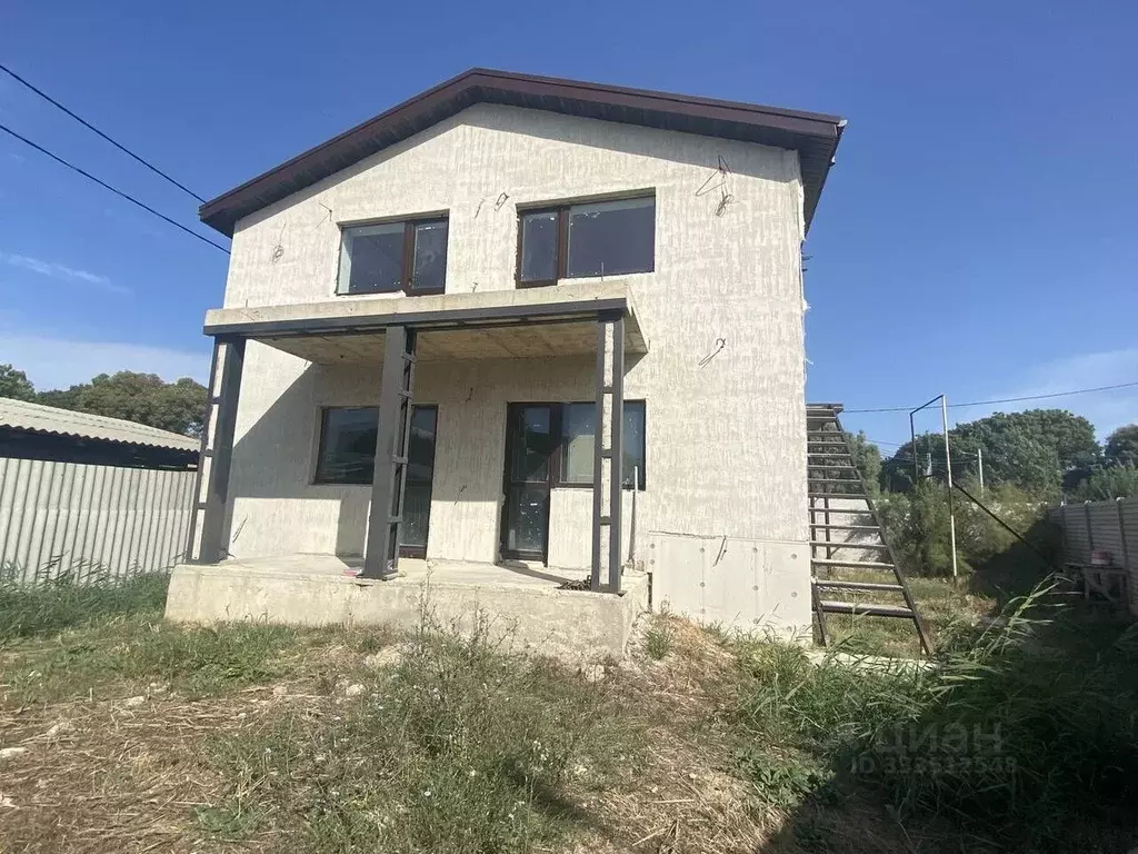 Дом в Севастополь пос. Любимовка, ул. Южногородская, 28 (140 м) - Фото 1