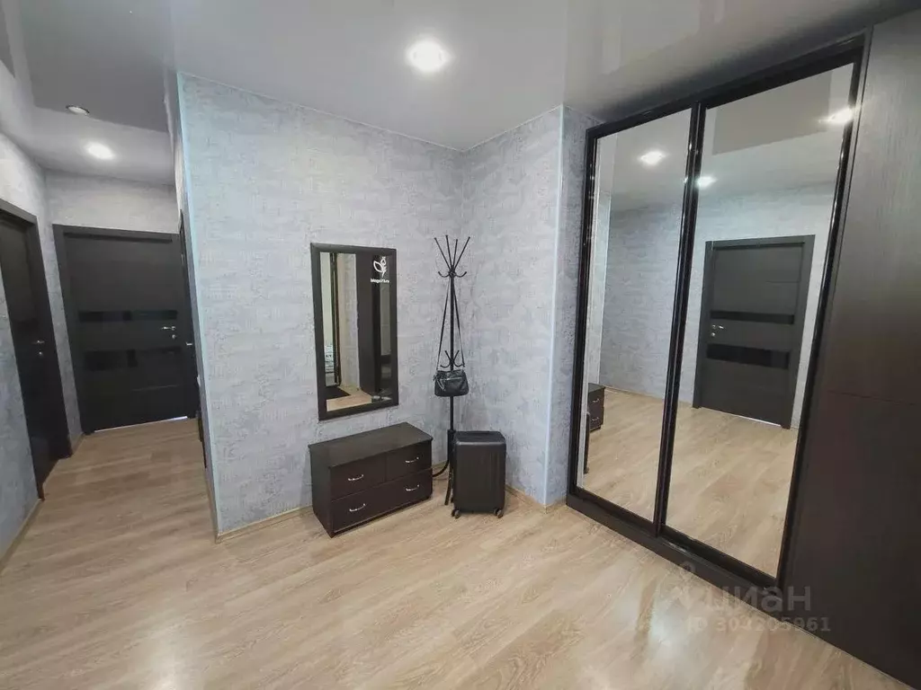 3-к кв. Ульяновская область, Ульяновск просп. Нариманова, 38 (75.0 м) - Фото 2