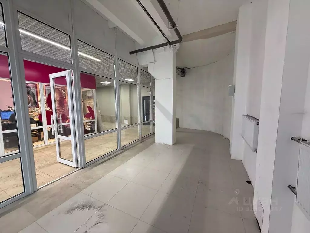 Торговая площадь в Санкт-Петербург Купчинская ул., 26К1 (30 м) - Фото 2