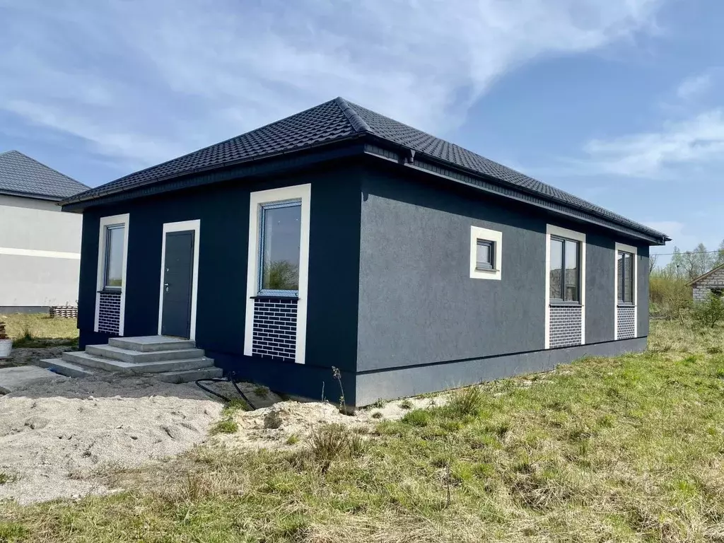 Дом в Калининградская область, Гурьевский муниципальный округ, пос. ... - Фото 1