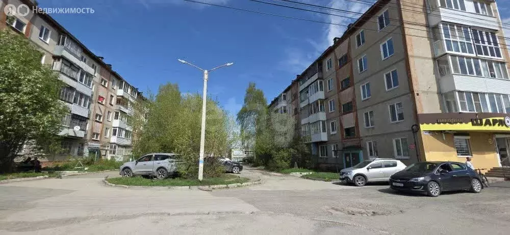 3-комнатная квартира: Березники, Юбилейная улица, 121 (61 м) - Фото 1