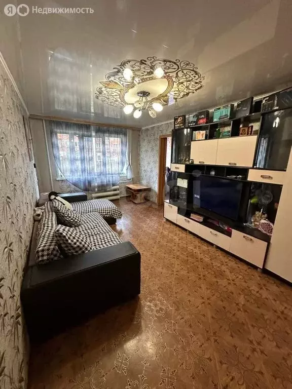 3-комнатная квартира: Прокопьевск, проспект Ленина, 13 (59 м) - Фото 0