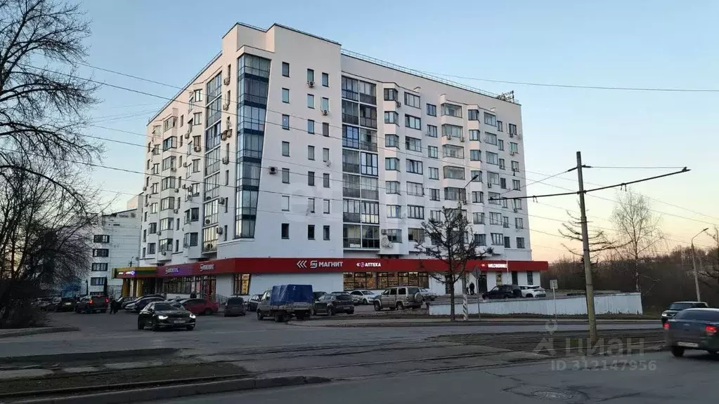 3-к кв. Смоленская область, Смоленск ул. Нахимова, 2 (111.6 м) - Фото 0
