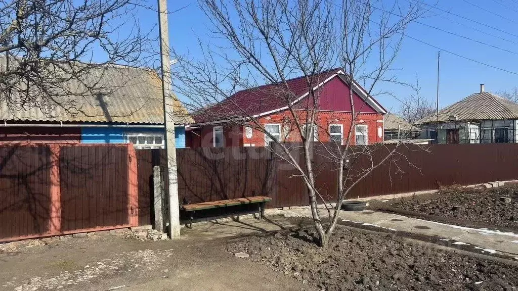 Дом в Ростовская область, Неклиновский район, Поляковское с/пос, пос. ... - Фото 1