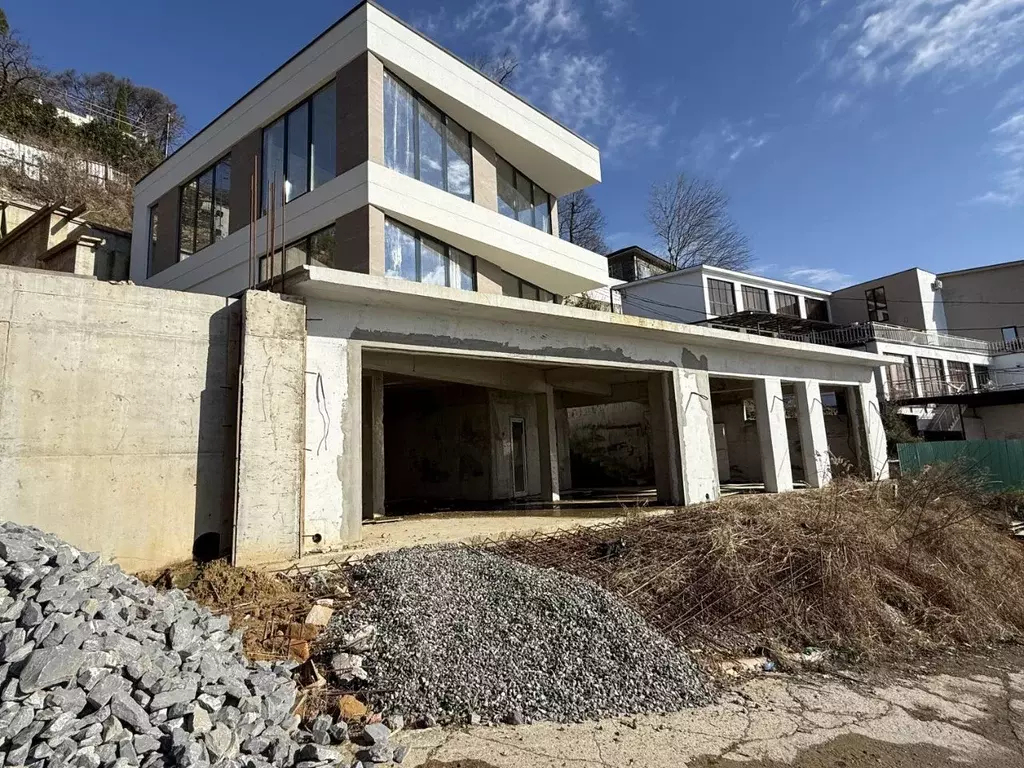 Коттедж в Краснодарский край, Сочи Сухумское ш., 23/10Б (200 м) - Фото 1