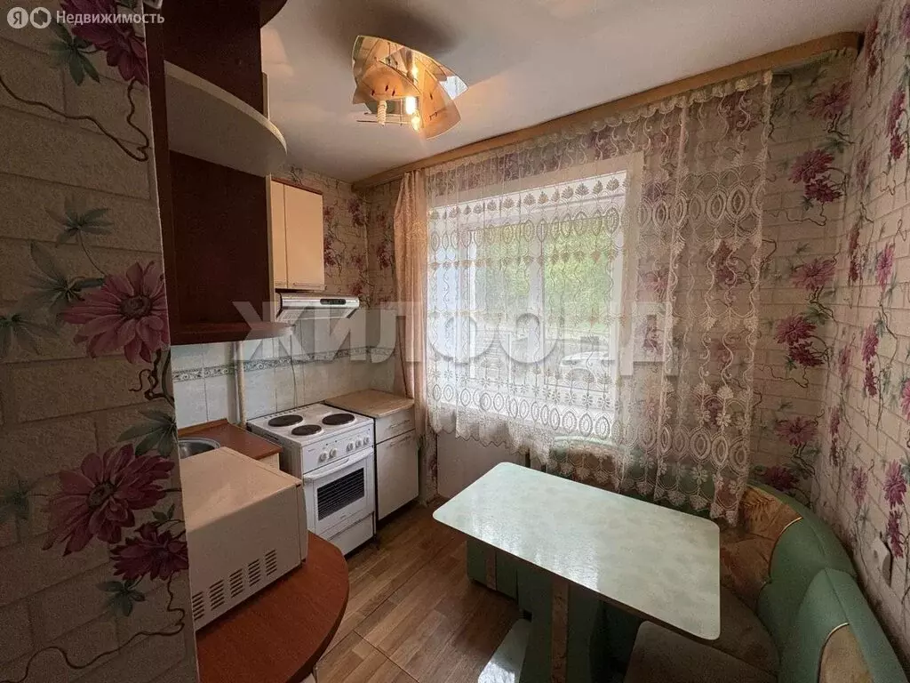 3-комнатная квартира: Иркутск, бульвар Рябикова, 36 (57.8 м) - Фото 1