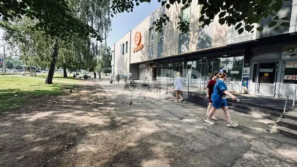 Помещение свободного назначения в Татарстан, Набережные Челны просп. ... - Фото 1