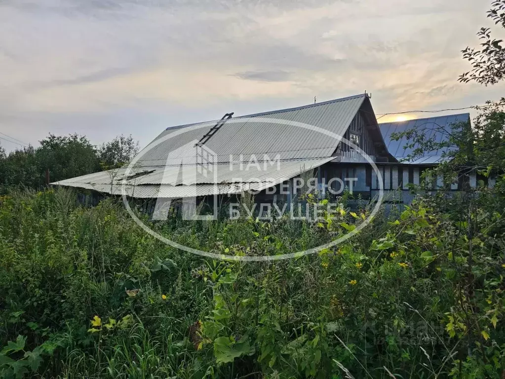 Дом в Пермский край, Чайковский городской округ, д. Лукинцы ул. ... - Фото 1