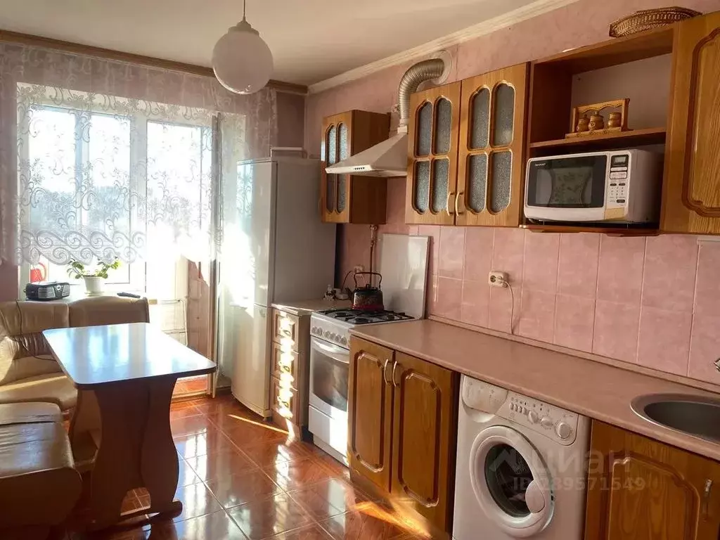 3-к кв. Ставропольский край, Ессентуки ул. Свободы, 43 (70.0 м) - Фото 0