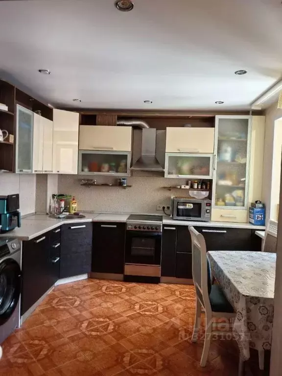 3-к кв. Тюменская область, Тюмень Микрорайон мыс, ул. Малиновского, 8 ... - Фото 1