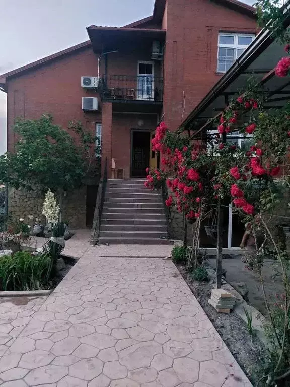 Дом в Краснодарский край, Новороссийск городской округ, с. Мысхако ... - Фото 1