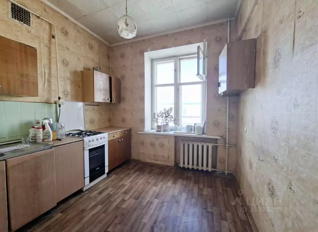 3-к кв. Брянская область, Брянск ул. Куйбышева, 19 (73.0 м) - Фото 1
