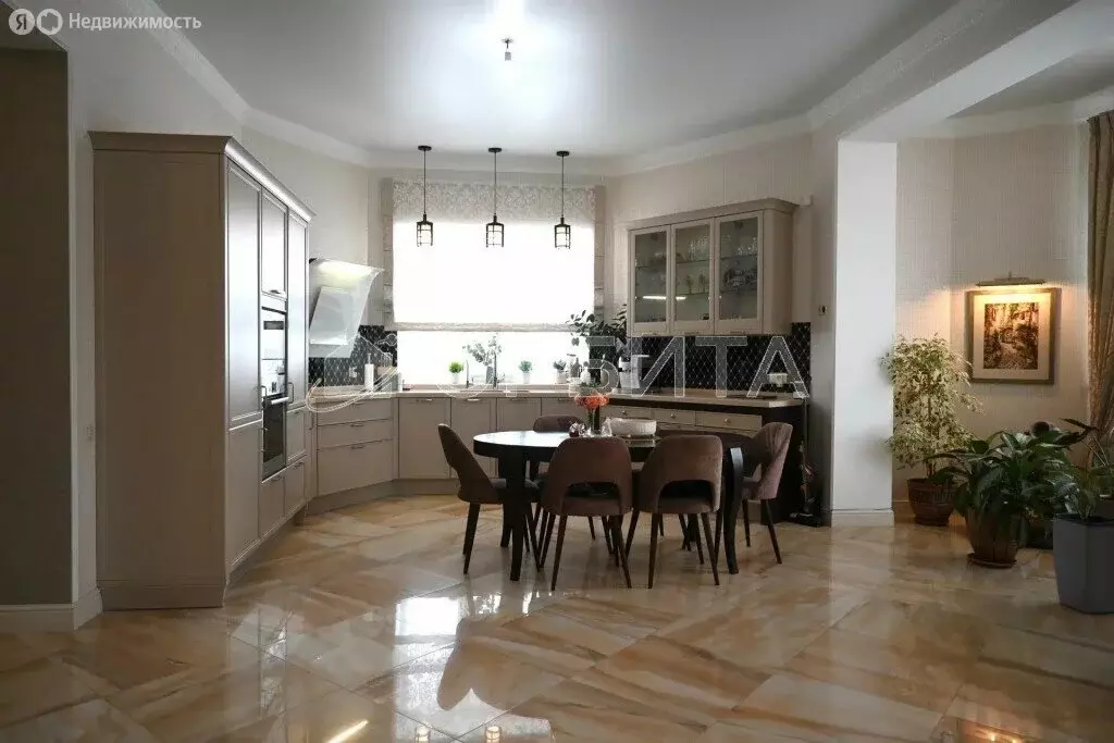Дом в Тюмень, Демократическая улица, 1Г (354 м) - Фото 1