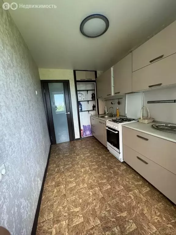 3-комнатная квартира: Краснодар, улица Трудовой Славы, 19к1 (61 м) - Фото 2