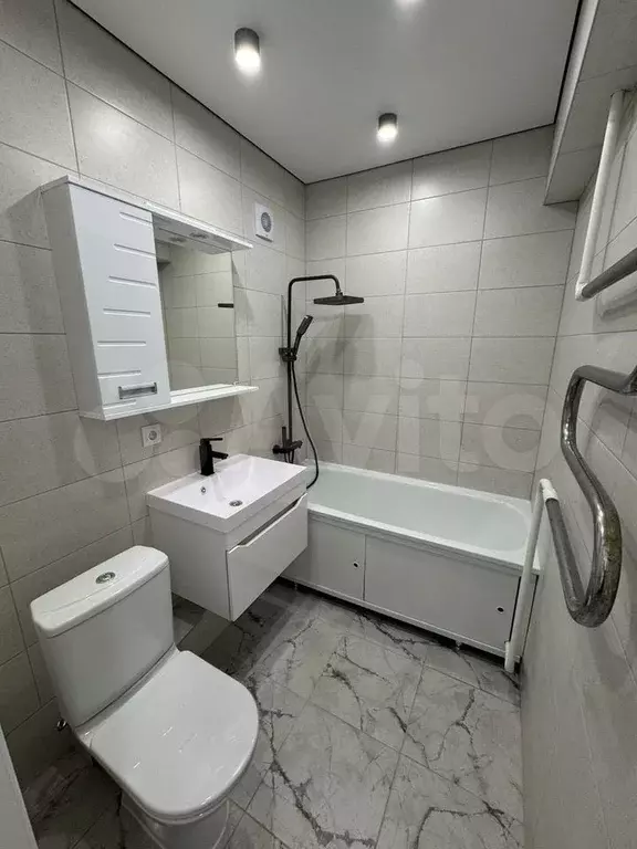 3-к. квартира, 59 м, 2/5 эт. - Фото 0