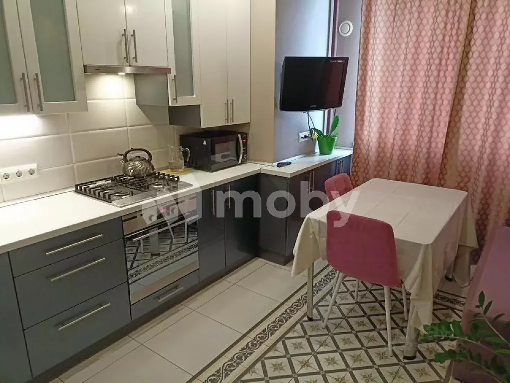 2-к кв. Калининградская область, Калининград ул. Горького, 96 (67.5 м) - Фото 1