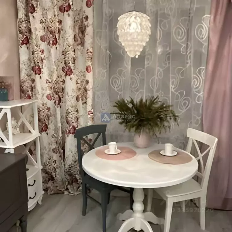 2-к кв. Тюменская область, Тюмень Депутатская ул., 129 (52.0 м) - Фото 1