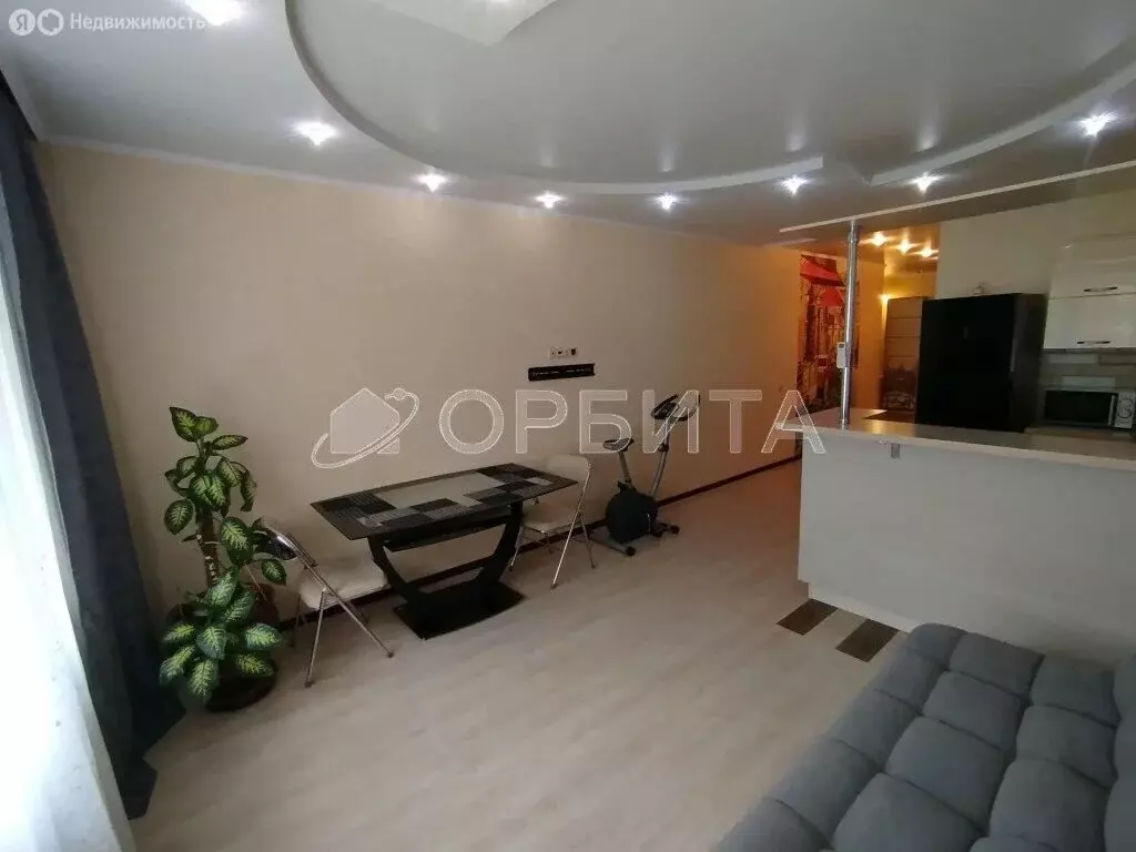 2-комнатная квартира: Тюмень, улица Салтыкова-Щедрина, 58/3 (60.4 м) - Фото 2