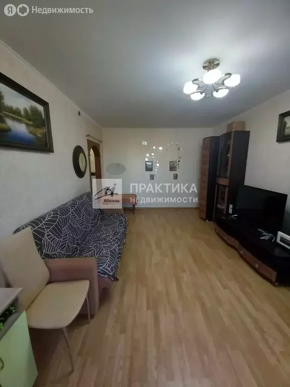 1-комнатная квартира: посёлок городского типа Обухово, улица ... - Фото 0